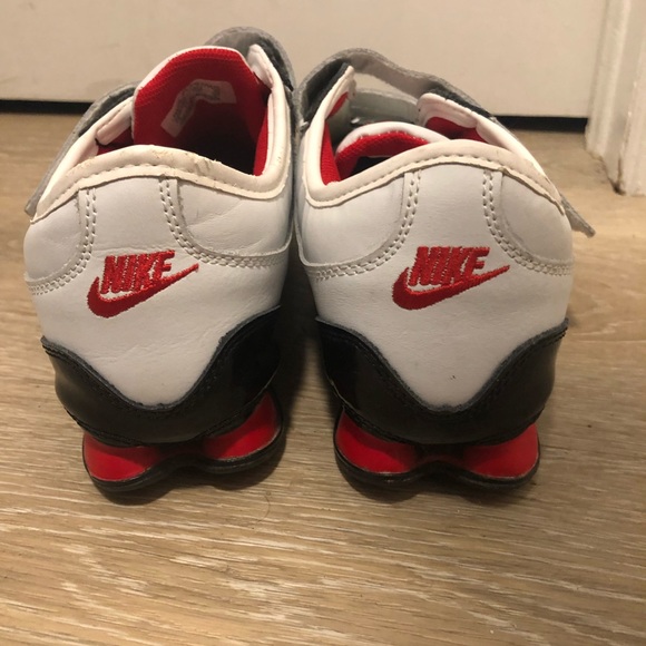 Nike ladies Velcro running shoes athletic sneakers size 12 - Picture 3 of 7